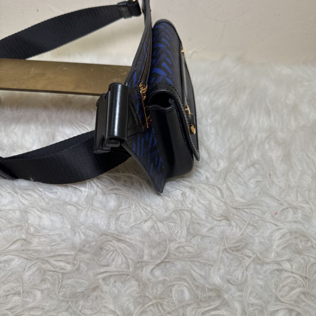 Geometric La Greca Pattern Belt Bag