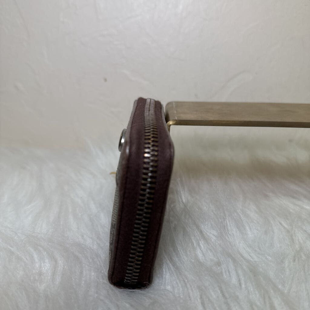 Ophidia GG Supreme Zip Around Wallet