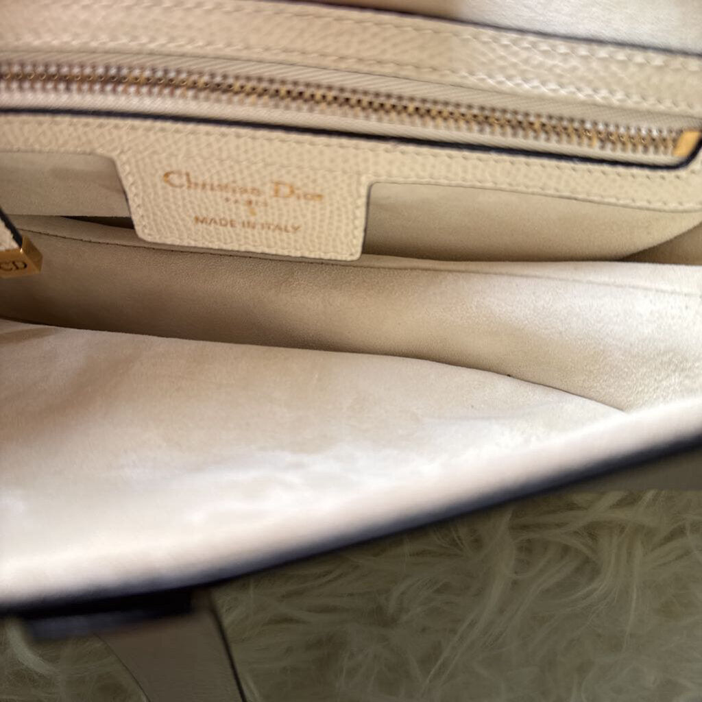 Saddle Bag in Grained Calfskin Leather