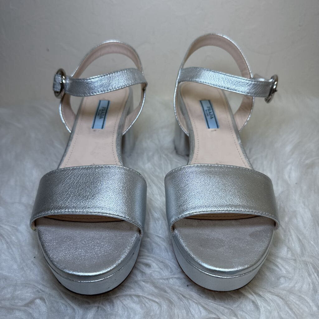 Leather Platform Sandals w/ Block Heal